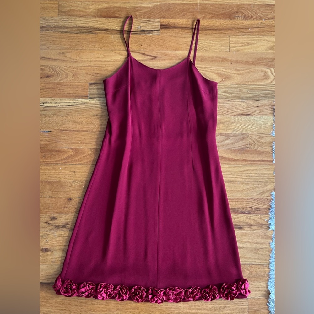 DRIES VAN NOTEN Red Crepe Rosette Flower Embellished Sleeveless Shift Dress 38